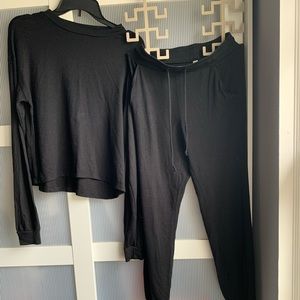 Shop Talulah black lounge jogger set